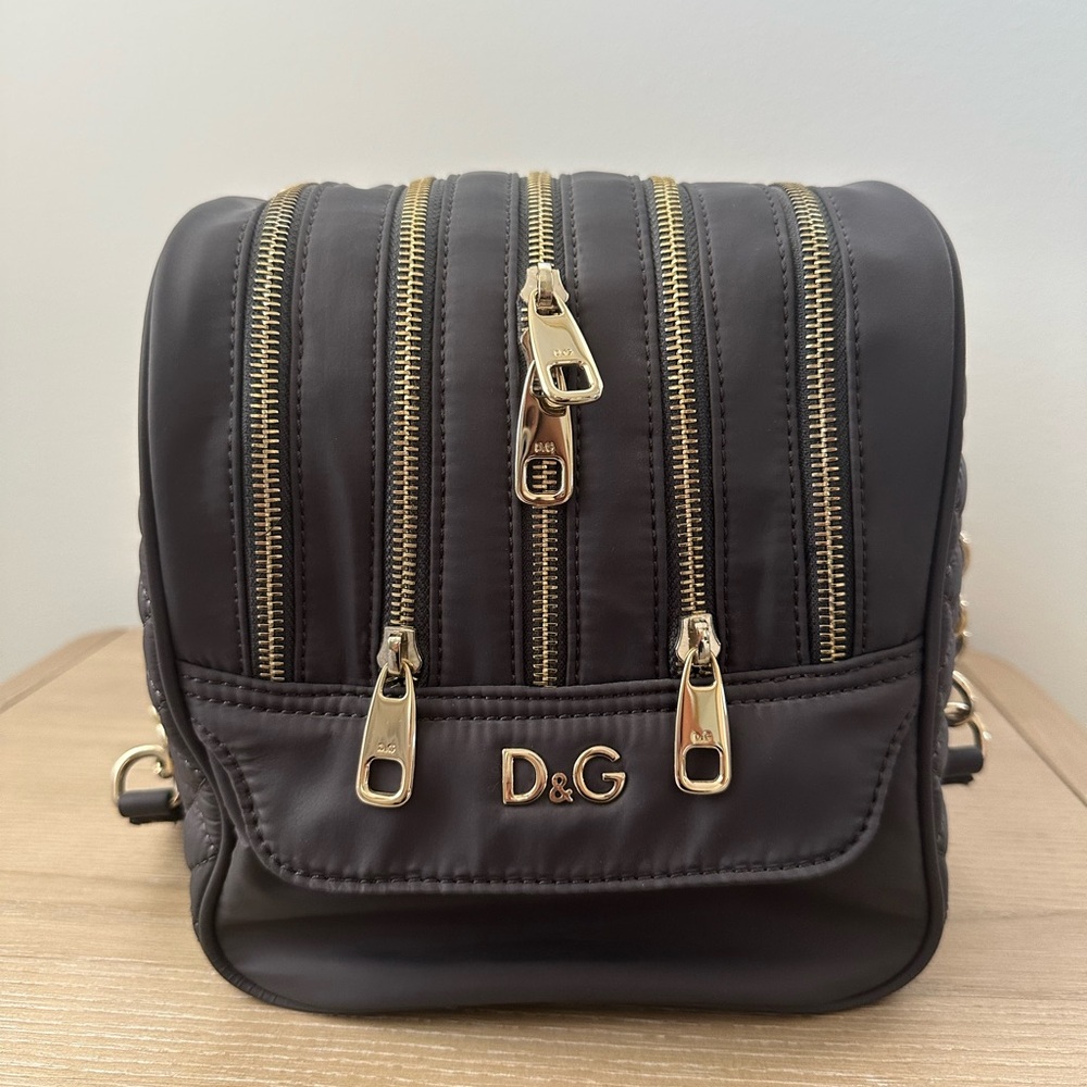 D&G Quilted Lily Bag - Picture 2 of 3